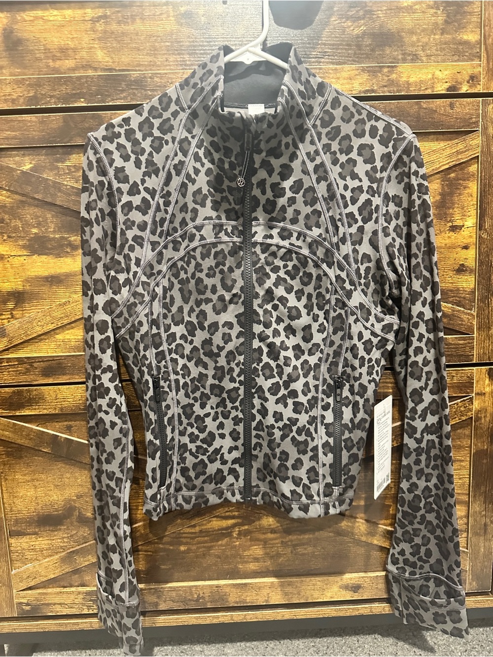 lululemon Define Cropped Jacket Nulu True Leopard Black Multi Size 12 NWT